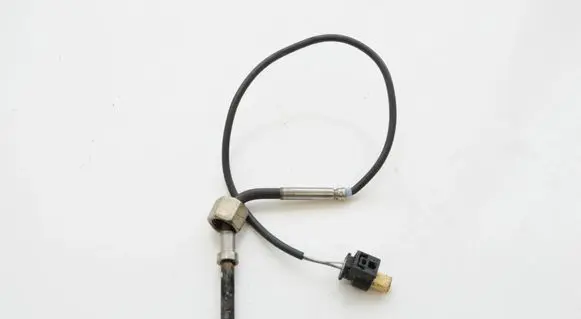 Mercedes-Benz C W204 Oil temperature sensor A0071537528