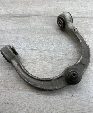 Mercedes-Benz ML W164 Front upper control arm/wishbone AG94582