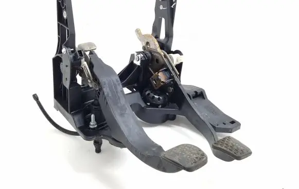 Opel Zafira C Pedal assembly 13407026 0000181 51222057