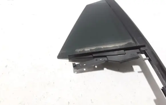 Rear vent window glass