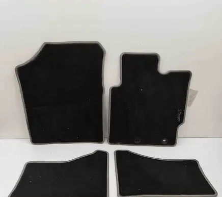 Toyota Yaris Car floor mat set PZ410B035HBN