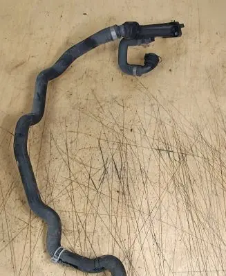 BMW 5 GT F07 Brake vacuum hose/pipe 837767102 8377671 11780375101