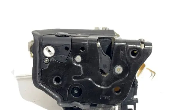 Audi A4 S4 B8 8K Rear door lock 8K0839015C
