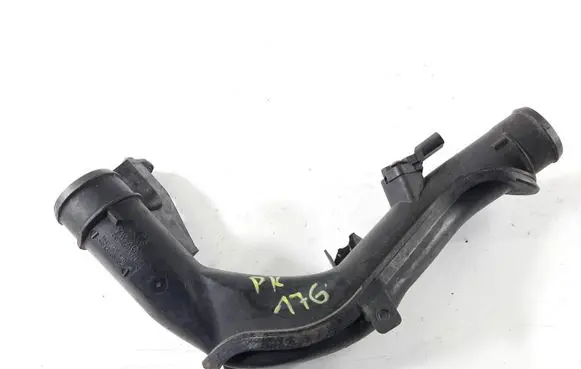 Volkswagen Tiguan Intercooler hose/pipe 5N0145770