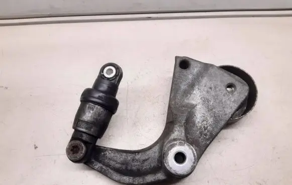 Honda Civic Generator/alternator belt tensioner