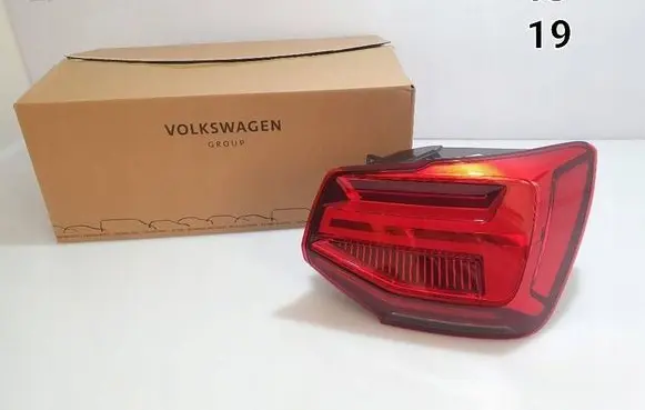 Audi Q2 - Rear/tail lights 81A945092C 90096103