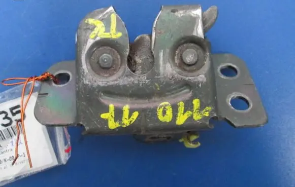 Hyundai Elantra Tailgate/trunk/boot lock/catch/latch