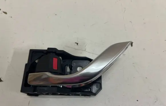 Mazda 3 III Rear door interior handle T8315KD53