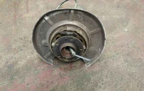 BMW 5 E60 E61 Rear wheel hub