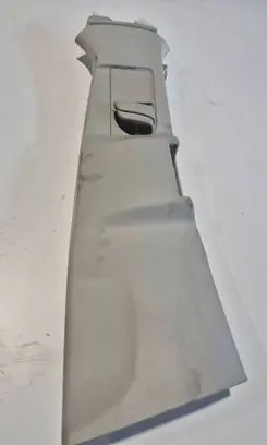 Volvo XC90 (B) pillar trim (top) 31651531