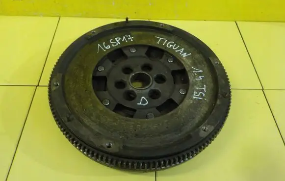 Volkswagen Tiguan Dual mass flywheel 16SP17