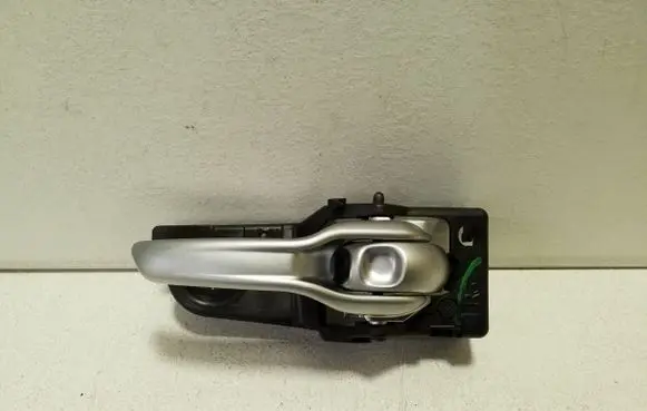 Jeep Cherokee Rear door interior handle C37090103