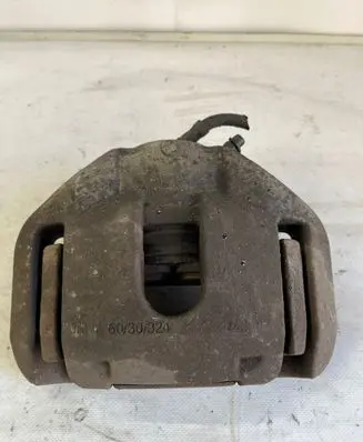 BMW 5 E60 E61 Front brake caliper 6030324