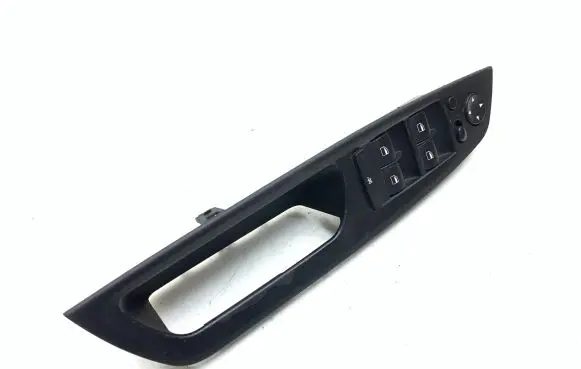 BMW X5 E70 Electric window control switch 7137137 921804401