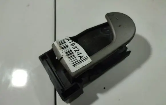 Mitsubishi Endeavor Rear door interior handle