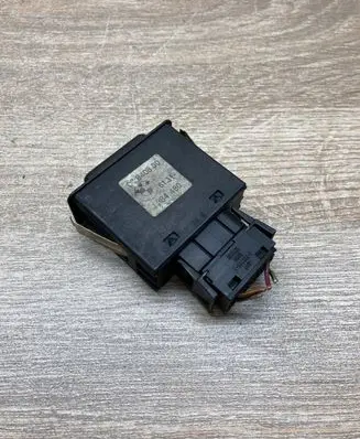 BMW 5 E34 Windscreen/window heater switch 1384480 03840800
