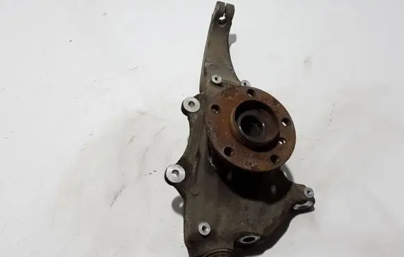 BMW 5 F10 F11 Front wheel hub 6777752