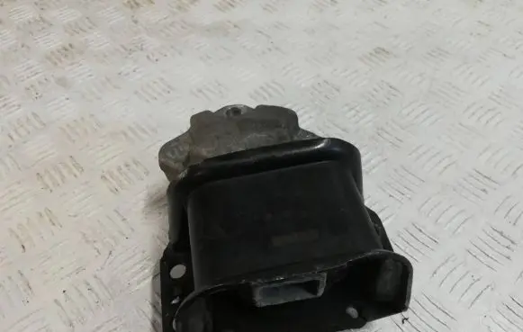 Citroen Berlingo Engine mount vacuum valve 