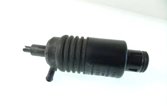 Audi A4 S4 B5 8D Windscreen/windshield washer pump 4A095561