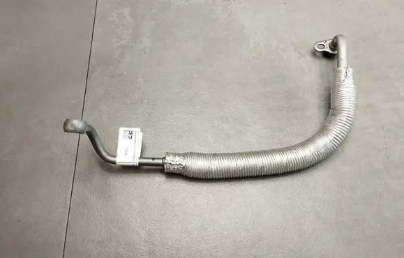 BMW X1 F48 F49 Turbo turbocharger oiling pipe/hose 8513614 0343