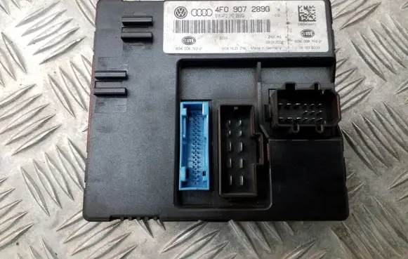 Audi A6 S6 C6 4F Light module LCM 4F0907289G