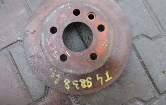 Volkswagen Transporter - Caravelle T4 Front brake disc