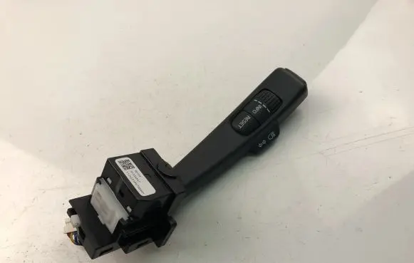 Volvo V60 Indicator stalk 31334647