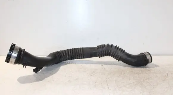 BMW 1 E81 E87 Intercooler hose/pipe 7797481