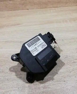 Peugeot 1007 Air flap motor/actuator 1110051A N100463X
