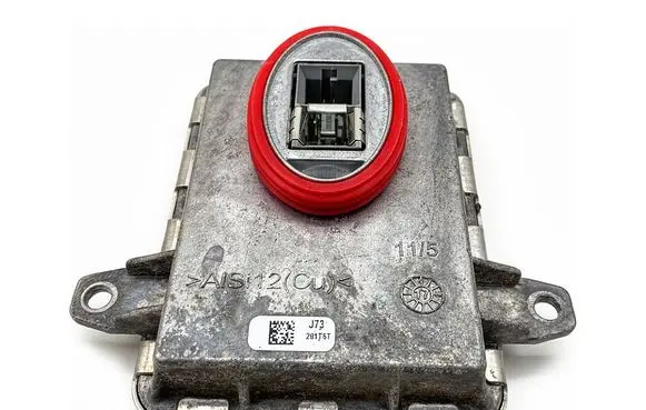 Alfa Romeo Giulia Voltage converter/converter module 130732932015