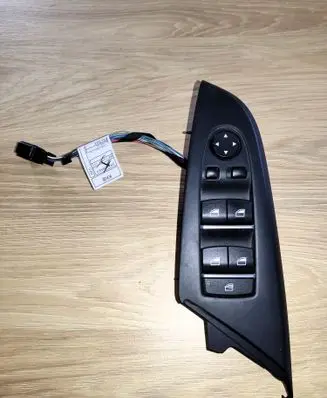 BMW X3 F25 Electric window control switch 9208111 61319362107 9243639
