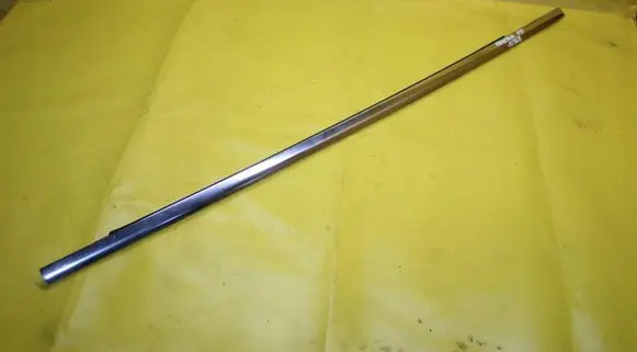 Volkswagen Phaeton Front door windshield rail 