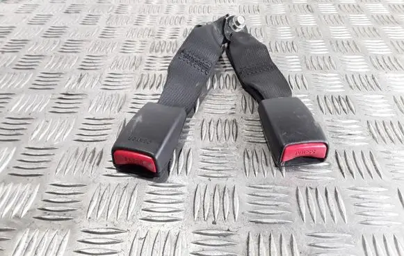 Nissan X-Trail T30 Middle seatbelt buckle (rear) 060616D4X