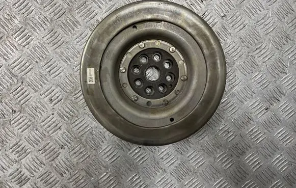 BMW 2 F46 Flywheel 8655640