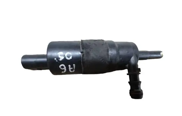 Volkswagen PASSAT B6 Headlight washer pump 3B7955681