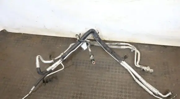 Ford Transit Courier Air conditioning (A/C) pipe/hose