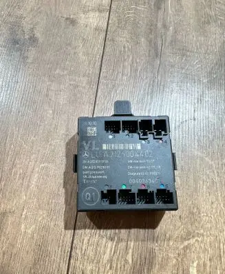 Mercedes-Benz E W212 Door control unit/module A2128203926 A2129028001 A2129004402