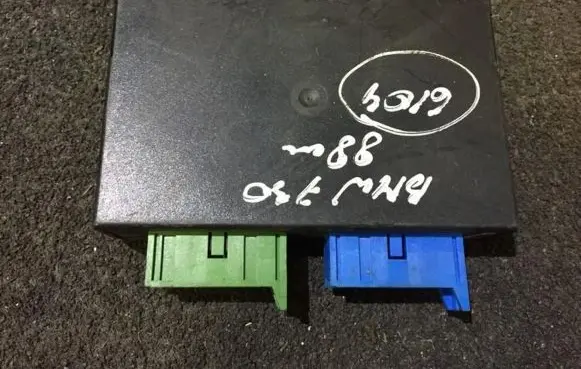 BMW 7 E32 Comfort/convenience module 61351388613 6135-1388613