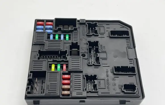 Renault Talisman BSM Control unit 284B66727R 1734750008 5AKA12F00