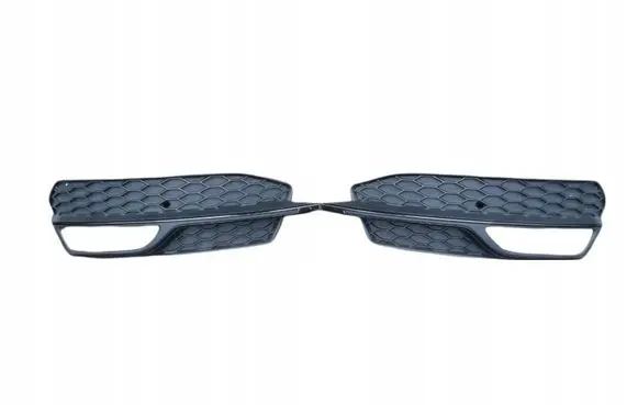 Audi A3 S3 8V Front grill 8V3807682