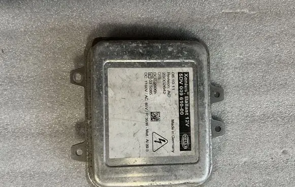 BMW X5 E70 Headlight ballast module Xenon 5DV00961000