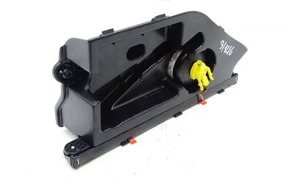 Mercedes-Benz A W176 Bracket in trunk/boot A2468900300 BBP186802