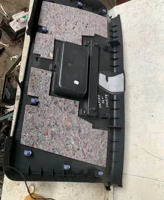 Opel Zafira B Tailgate/boot cover trim set 360583280