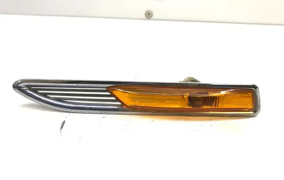 Ford Mondeo MK IV Front fender indicator light 7S7113K354BD
