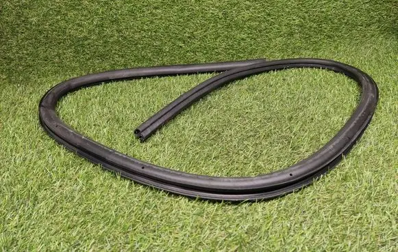 Bentley Continental Front door rubber seal 3W8867337C