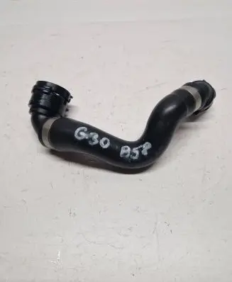BMW 5 G30 G31 Engine coolant pipe/hose 8611277