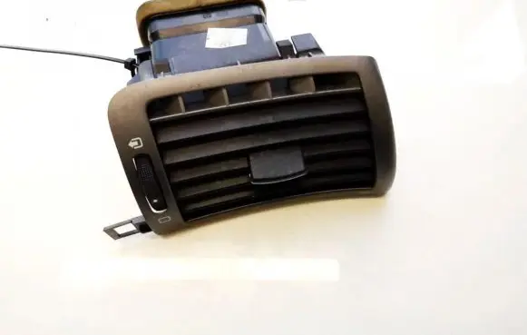 Peugeot 407 Dash center air vent grill 9644589377