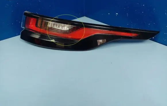 Land Rover Range Rover Velar Rear/tail lights J8A213404AG