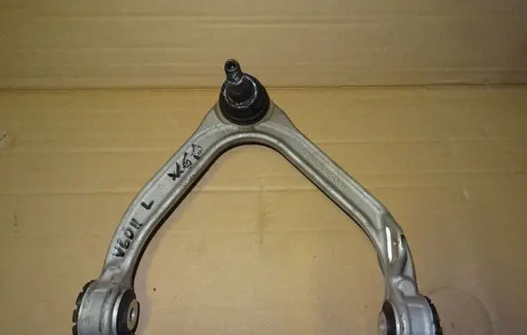 Volvo V60 Front upper control arm/wishbone 3147630