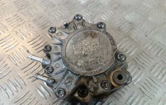 Volkswagen Eos Vacuum pump 03G145209C 1106B1